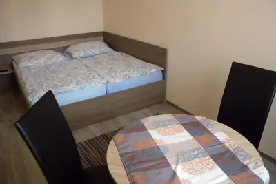 Image de Appartement de vacances adapté aux enfants avec Internet et barbecue