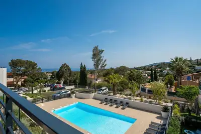 Image de Bel appartement pour 4 personnes avec Wifi, climatisation, piscine, Tv, terrasse et parking