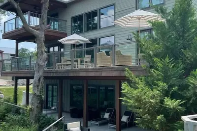 Image de Save 15% Off 4 Night Stay! Amazing Waterfall/Lake Views! Pool, Dock!