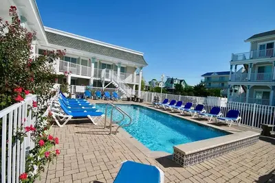 Image de Enjoy Cape May's beautiful white sandy beaches from your Beach Avenue 1-Bedroom Condo