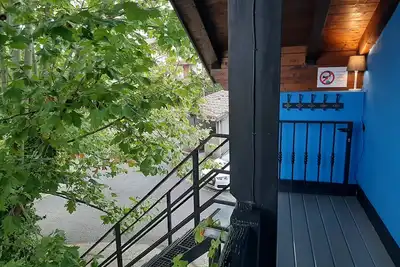 Image de Apartment de 100 mètres carrés pouvant accueillir jusqu’à 6 personnes.