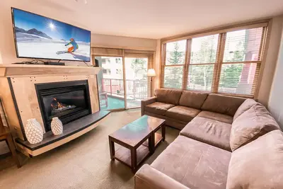 Image de Cozy and Charming W/Fireplace, Family Trip!