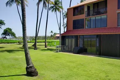 Image de 5 Star, Beachfront villa with all the amenities, private lawn for Golf cart