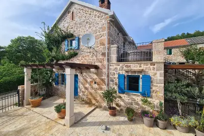 Image de Maison de vacances Starigrad Paklenica pour 1 - 4 personnes avec 2 chambres Ă coucher - Maison jumel
