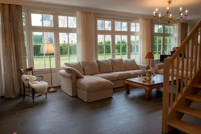 Image de a coté du château de Beauvais maison 4 ch 10 personnes maison \"Ed. andré\"