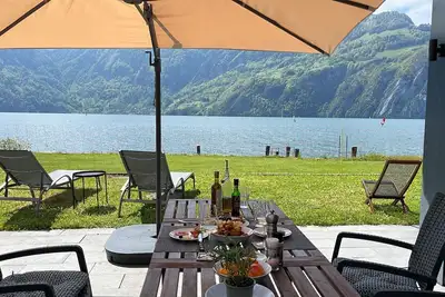 Image de Maison de vacances Sisikon pour 1 - 4 personnes avec 2 chambres à coucher - Maison de vacances indép