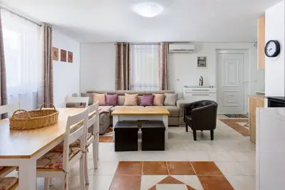 Image de Appartement de vacances pour 6 personnes env. 80 qmà Medulin, Istrie (Côte sud de l'Istrie)