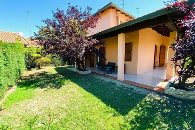 Image de Maison de vacances Lido delle Nazioni pour 2 - 6 personnes avec 2 chambres à coucher - Maison mitoye