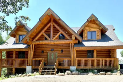 Image de Ashton Bear-a-dise. Spacious retreat close to fishing, hiking, National Parks