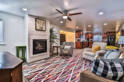 Image de Basement apartment by Willard Bay