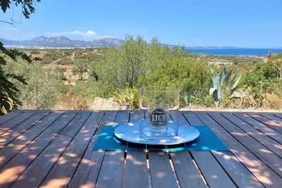 Image de Vue Mer, Agréable Maison au cœur des oliviers en Campagne