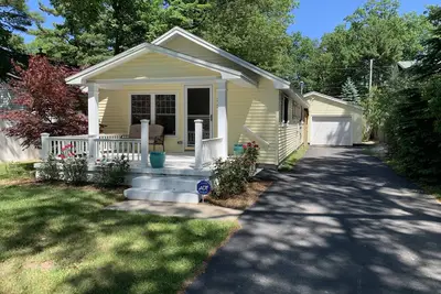 Image de Cottage in Traverse City 1200 sq feet