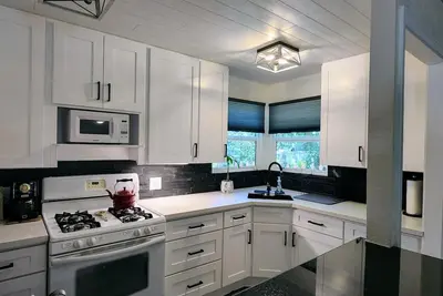 Cherry Valley Studio Guest Cottage