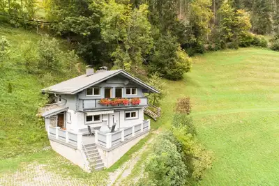 Image de Belle maison avec balcon et beaucoup d'intimité