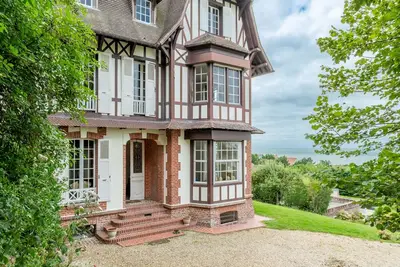 Image de Charmante villa Normande à proximité de la plage, à Villerville.