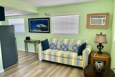 Image de Sea Treasure - Only 2 blocks to the Beach