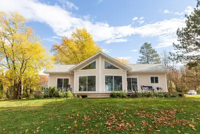 Image de Fantastic Family Lakefront Home on Peaceful Isle LaMotte, Vt!