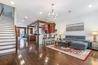 Image de #1509 Luxury Loft-Style Townhouse