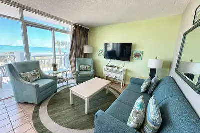 Image de Floor to Ceiling Windows at Atlantica Resort 🍹Oceanfront 🍹