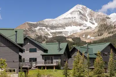 Image de Slopeside condo within walking distance to Big Sky Resort