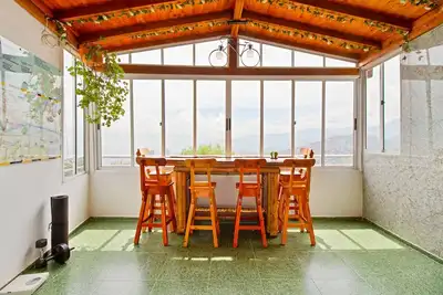 Image de Wao. . . Nice house with fantastic views!
