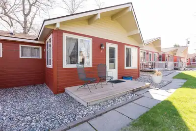 Image de Resort Living on 175ft of Sandy Beach on Ottertail Lake, Mn. - Cabin #2
