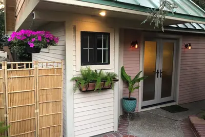 Image de Garden Retreat! Central Davis