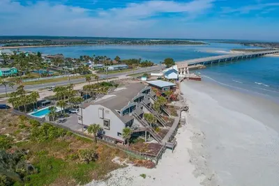 Image de Beautiful Remodeled Oceanfront Condo ~ Best Location and Spectacular Views!