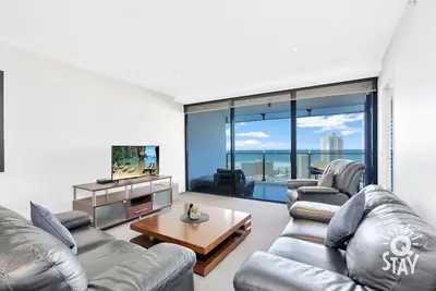 Image de Circle on Cavill - 1 Bedroom + Study Ocean