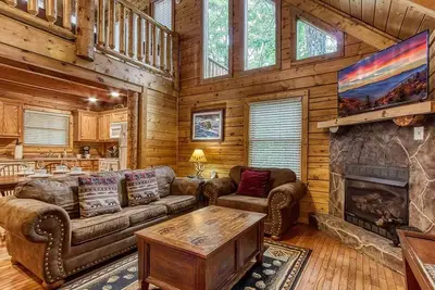 Image de 15 minutes to Pf/Gatlinburg! Charming 2 Bed/2 Bath