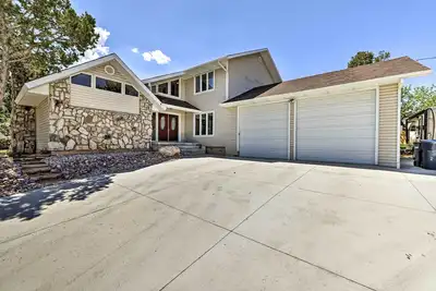 Image de Cedar City Family Home w/ Game Room + Yard!