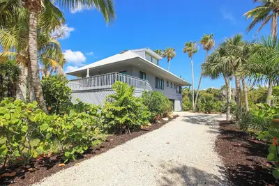 Image de Treetops - Gulf Pines Home on Sanibel Island