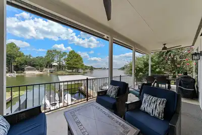 Image de Spacious Lakefront 5-Bdrm Retreat near Hsb Resort