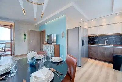 One of a kind Smart Home Beachfront Apartment @Dolphin Luxury Beach