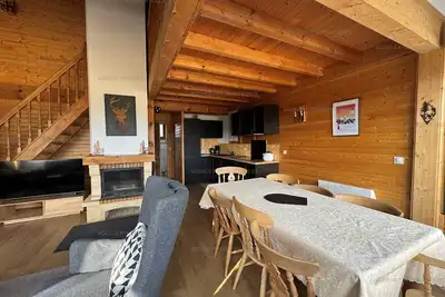 Image de Chalet rénové 8 pers. avec cheminée et Wifi