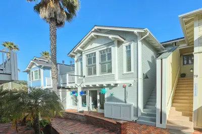 Image de Landing Passage 1 Bdrm Beach Bungalow Relaxing and Steps from Beach
