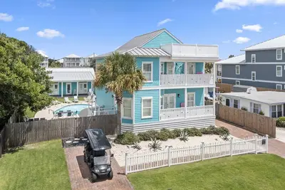 Image de Agave Blue - Main House + Guest House, Heated Private Pool, Golf Cart Included!