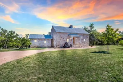 Image de Texas Hill Country Lodge Close To Main St w/ Private Hot Tub