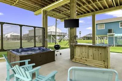 The Sunset House in Treasure Island