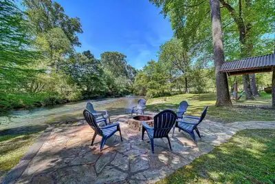 Image de Mountain River Retreat Star5Vacations