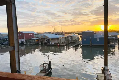 Image de A+ Lodging in the ❤️ of Venice Marina w/ Wifi + Private Dock, Resort Lodging at Venice Marina