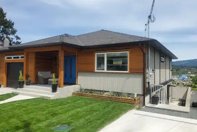 Conveniently located guest suite in the heart of the Cowichan Valley.
