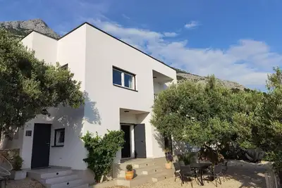 Image de Maison de vacances Makarska pour 1 - 8 personnes avec 4 chambres à coucher - Maison de vacances
