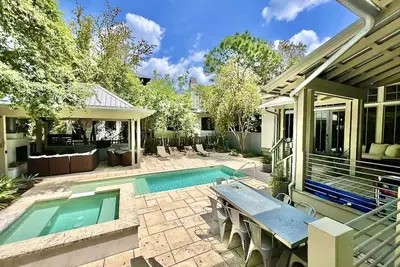Image de 30a Rosemary Bch - Zen Den - Heated Pool - Spa - Fireplace - Lanai