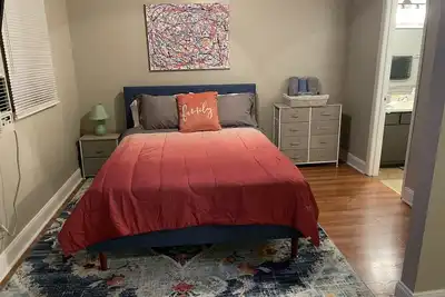 Image de Newly renovated rocket city studio
