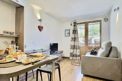 Image de Agréable studio cabine complètement rénové pour 4 personnes situé à Val d'isère à 350m du centre du village et 450m des pistes