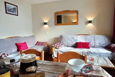 Image de sympathique appartement 4 personnes, 24m2, bien équipé, avec départ skis aux pieds!