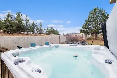 Image de Golf Course View; Elkview Lodge w/ Hot Tub! #3108