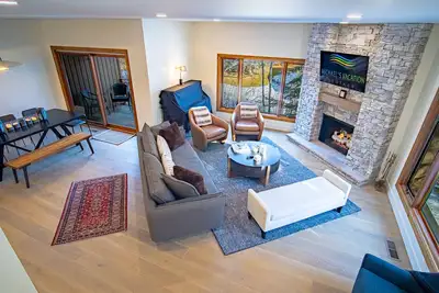 Image de Renovated Summit Condo - Great Location + Resort Amenities!