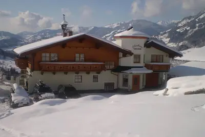 Image de Appartement de vacances \"Landhaus Gruber\" avec vue sur les montagnes, balcon et Wi-Fi